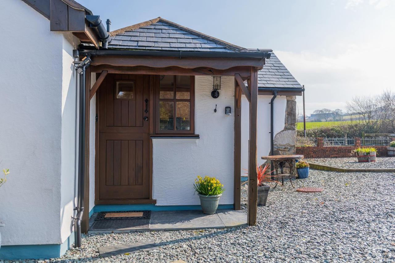 Beautiful Countryside Cottage On The North Wales Coast أبرجيل المظهر الخارجي الصورة
