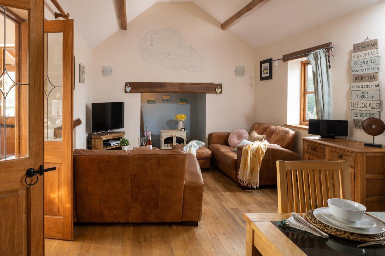Beautiful Countryside Cottage On The North Wales Coast أبرجيل المظهر الخارجي الصورة